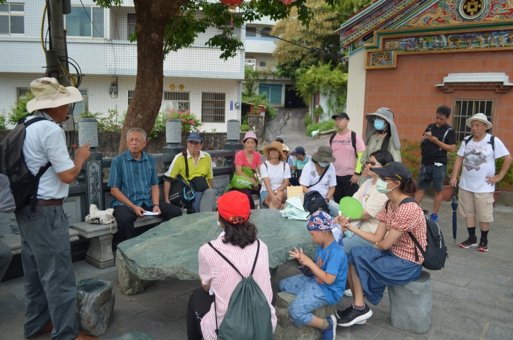 走讀小旅行─大小朋友共同參與走讀活動，一起了解家鄉文史